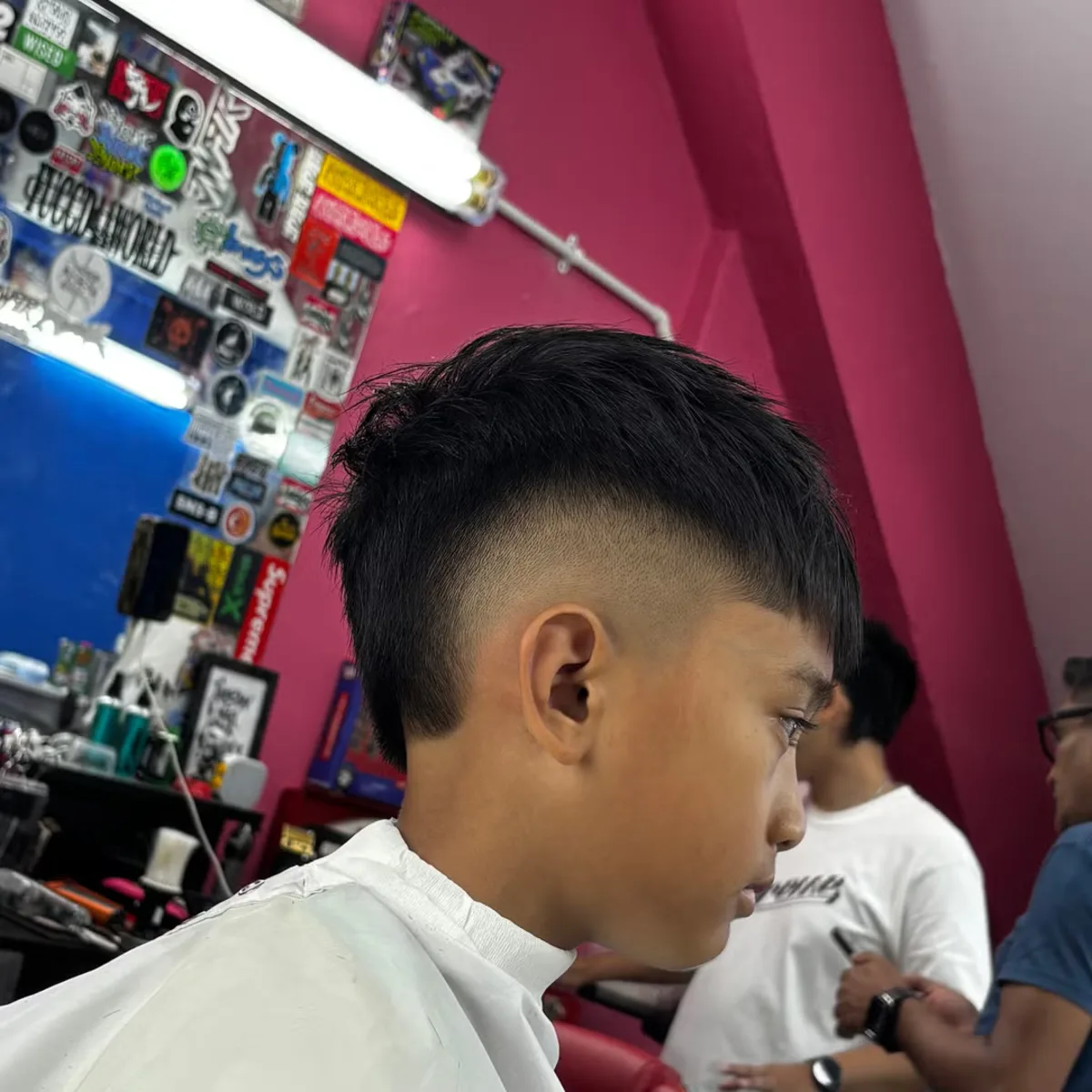 Crop cut with a faded back and clean neckline
